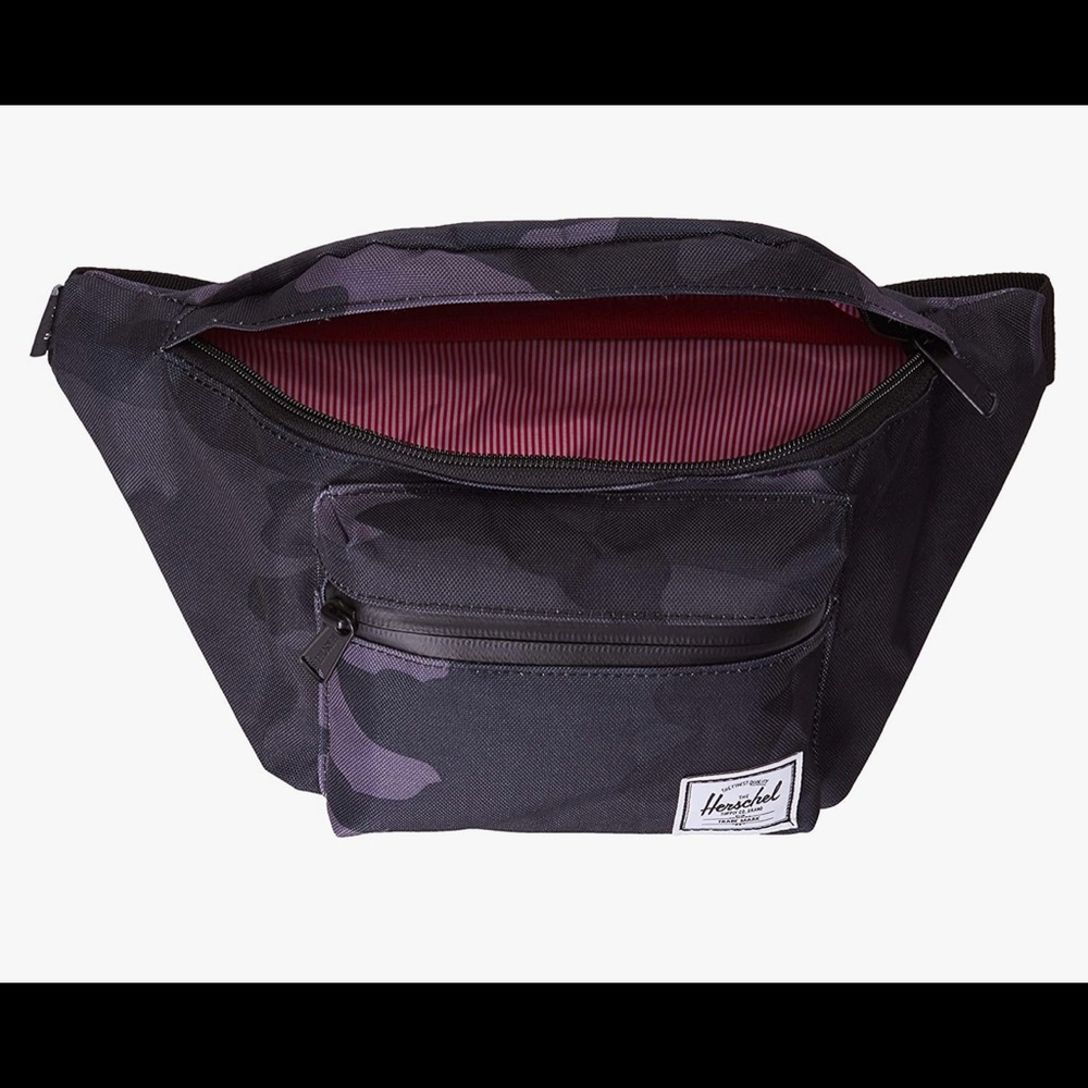 Herschel Seventeen Waist Pack gray purple  camo